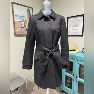 Women’s ANN TAYLOR Black Trench Coat Size 6 Perfect for Spring